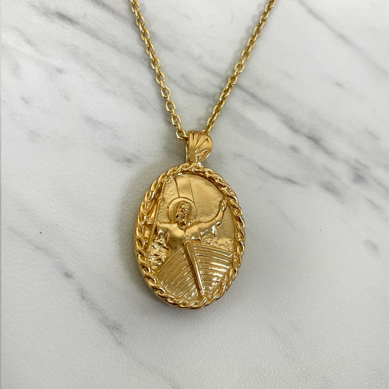 18K Gold Vermeil Thorn Frame Jesus Calming the Storm Necklace - Divine Box